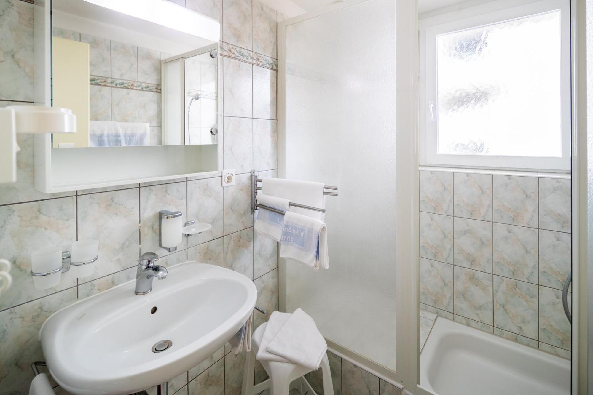 Hotel Rondinella Locarno Rom bilde