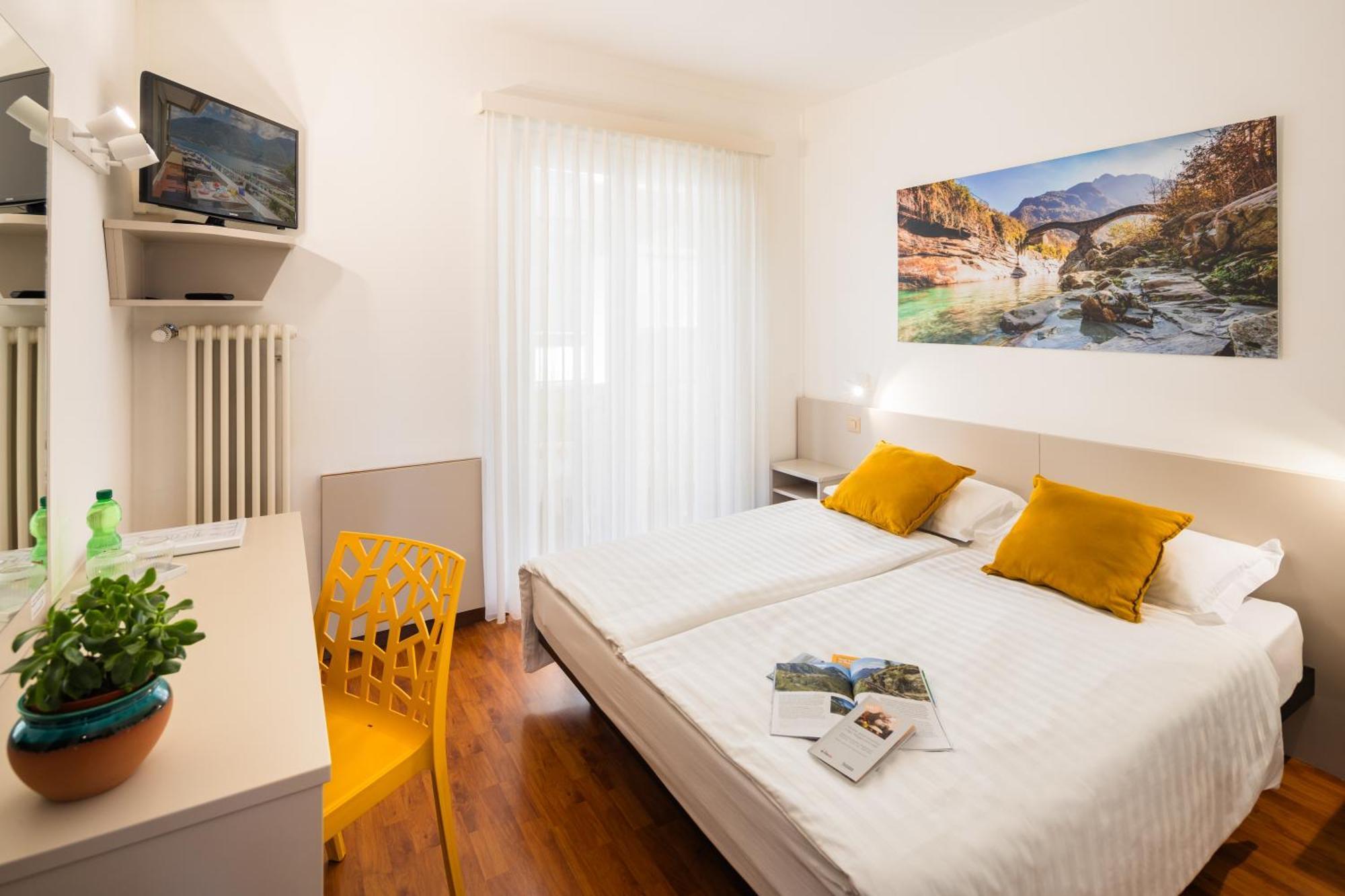 Hotel Rondinella Locarno Eksteriør bilde